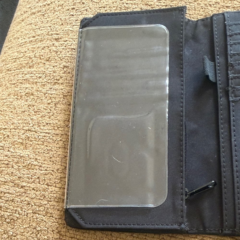 Elegant Relic Dark Brown Butterfly Wallet - Picture 8 of 8